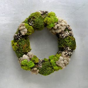 Mixed Moss Wreath
